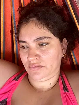 lunasexyhot18 online show from October 2025 04:18:02 PM