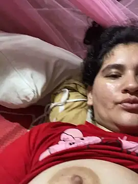 lunasexyhot18 online show from November 2025 05:44:01 PM