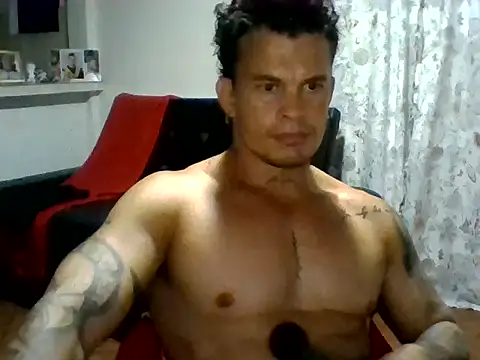 XavierFox1 online show from September 2025 01:18:01 AM