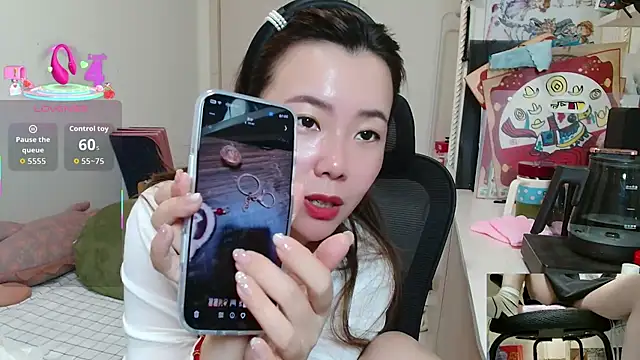 Snapshot of sallycui chatting on March 2026 12:20:01 PM sallycui online show from March 2026 12:20:01 PM