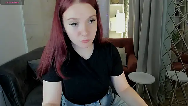 Snapshot of Layla_Glam chatting on March 2026 01:38:01 PM Layla Glam online show from March 2026 01:38:01 PM