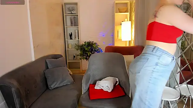 Snapshot of Layla_Glam chatting on April 2026 01:23:01 PM Layla Glam online show from April 2026 01:23:01 PM