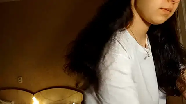 Snapshot of MandaDestiche chatting on October 2025 05:08:01 PM MandaDestiche online show from October 2025 05:08:01 PM