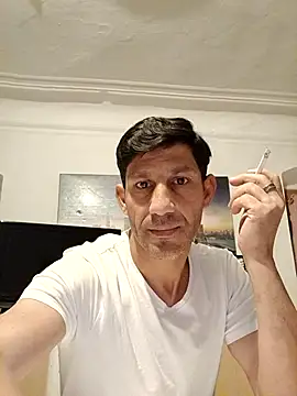 Casianantoonnio online show from December 2025 10:38:02 PM