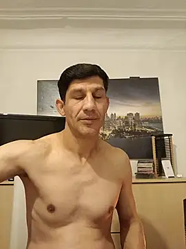 Casianantoonnio online show from December 2025 05:20:01 PM