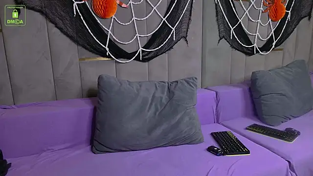 Snapshot of JesseCrosss chatting on October 2025 10:37:02 AM JesseCrosss online show from October 2025 10:37:02 AM