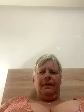 VyC7564 online show from October 2025 10:52:02 PM