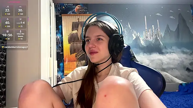 Snapshot of Elira_Breeze chatting on April 2026 05:26:02 PM Elira Breeze online show from April 2026 05:26:02 PM