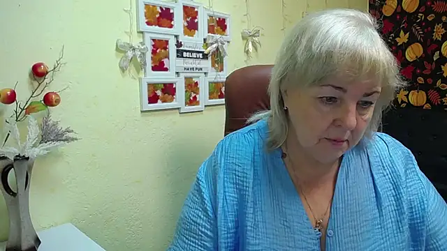 MilenaWedxy online show from November 2025 06:17:02 AM