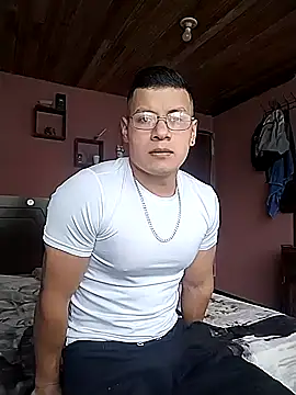 Snapshot of Pippe_ByO chatting on September 2025 08:10:01 PM Pippe ByO online show from September 2025 08:10:01 PM