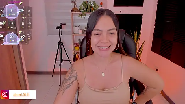 TaniaVelvet online show from October 2025 04:28:01 PM