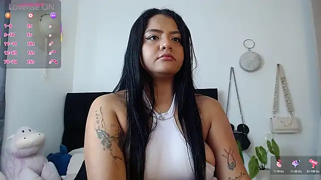 Snapshot of Camila_Torresss chatting on November 2025 07:48:02 PM Camila Torresss online show from November 2025 07:48:02 PM