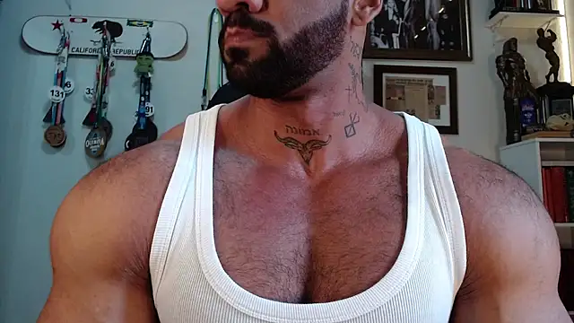 henryhadesflirt online show from January 2026 02:10:01 PM