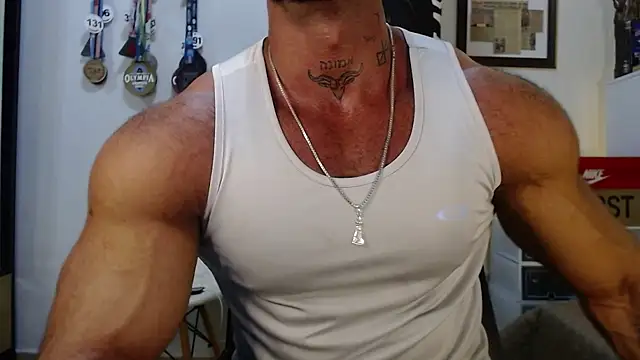 Snapshot of henryhadesflirt chatting on April 2026 07:55:01 PM henryhadesflirt online show from April 2026 07:55:01 PM