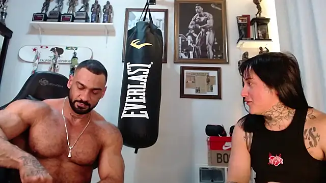 Snapshot of henryhadesflirt chatting on April 2026 07:58:02 PM henryhadesflirt online show from April 2026 07:58:02 PM