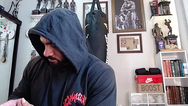 Snapshot of henryhadesflirt chatting on April 2026 11:57:01 AM henryhadesflirt online show from April 2026 11:57:01 AM