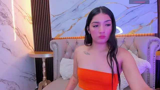 MIA RUSSELL  online show from October 2025 07:56:02 PM