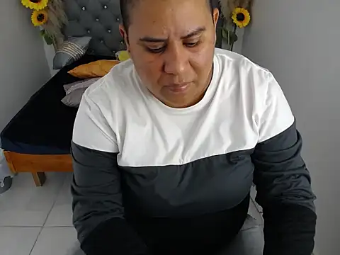 hotlesby valery online show from April 2026 11:33:02 AM