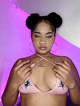 camilafoox7 online show from October 2025 05:09:01 PM