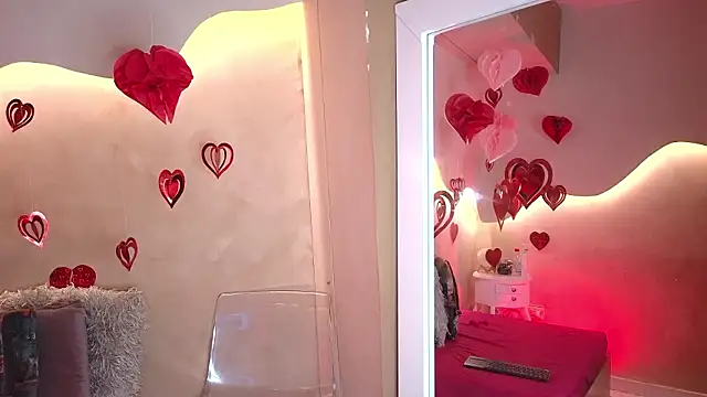 Snapshot of SaraGuzmann chatting on February 2026 07:54:02 PM SaraGuzmann online show from February 2026 07:54:02 PM