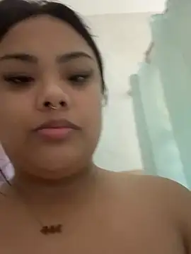 Snapshot of kiaradanielaxx chatting on October 2025 01:40:01 AM kiaradanielaxx online show from October 2025 01:40:01 AM