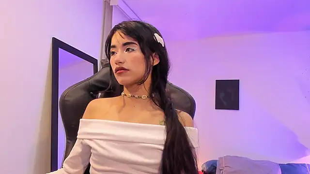 Snapshot of Rouse_Monroe chatting on November 2025 04:01:01 AM Rouse Monroe online show from November 2025 04:01:01 AM