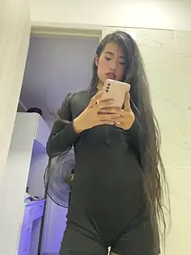 Snapshot of Rouse_Monroe chatting on March 2026 02:26:01 AM Rouse Monroe online show from March 2026 02:26:01 AM