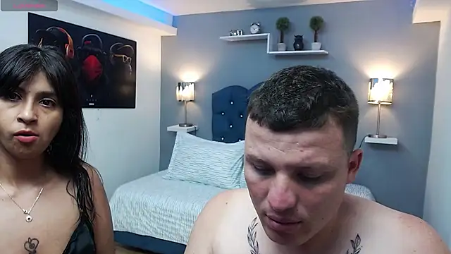 Snapshot of scarlett_and_justin chatting on September 2025 03:22:01 AM scarlett and justin online show from September 2025 03:22:01 AM