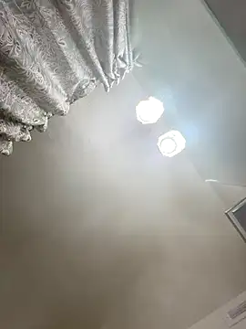 loverofbigitems2 online show from October 2025 08:42:01 PM