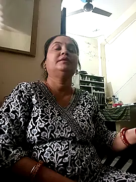 Snapshot of Sonali-6969 chatting on March 2026 06:42:02 AM Sonali-6969 online show from March 2026 06:42:02 AM