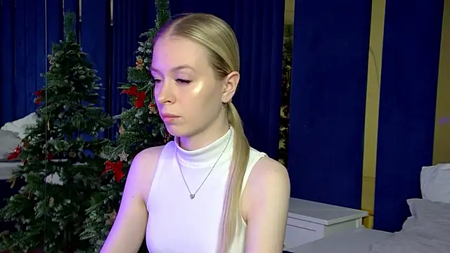 MiaGraces online show from December 2025 05:13:01 AM