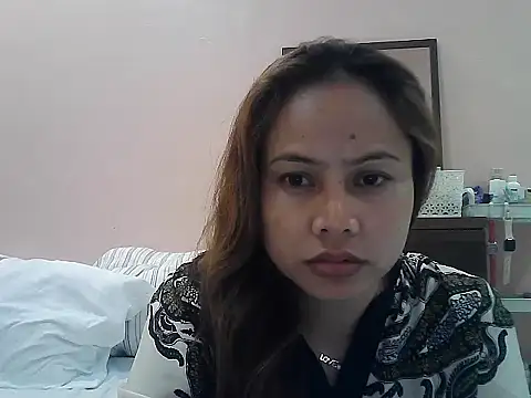 Snapshot of Amarrahlyn chatting on November 2025 09:48:02 AM Amarrahlyn online show from November 2025 09:48:02 AM