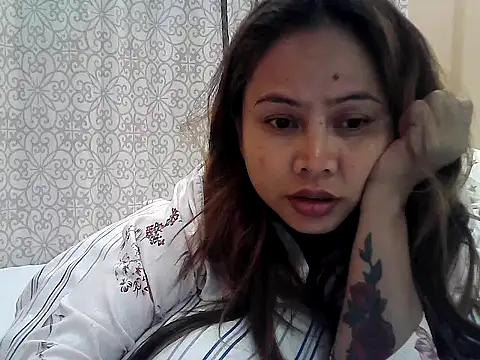 Snapshot of Amarrahlyn chatting on November 2025 10:09:01 AM Amarrahlyn online show from November 2025 10:09:01 AM