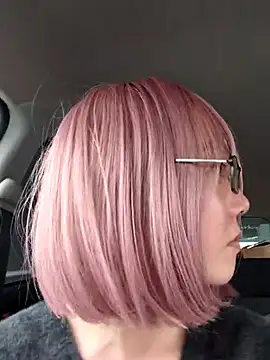 Snapshot of takusaki223 chatting on March 2026 03:43:01 AM takusaki223 online show from March 2026 03:43:01 AM