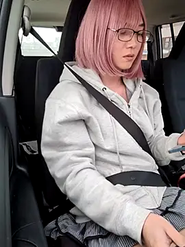 Snapshot of takusaki223 chatting on March 2026 05:12:02 AM takusaki223 online show from March 2026 05:12:02 AM