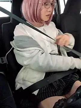 Snapshot of takusaki223 chatting on March 2026 06:20:01 AM takusaki223 online show from March 2026 06:20:01 AM