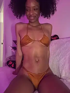 Snapshot of LoveDreaux chatting on April 2026 06:14:01 AM LoveDreaux online show from April 2026 06:14:01 AM