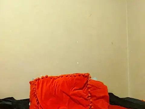 Snapshot of champaigncork chatting on March 2026 03:03:02 AM champaigncork online show from March 2026 03:03:02 AM