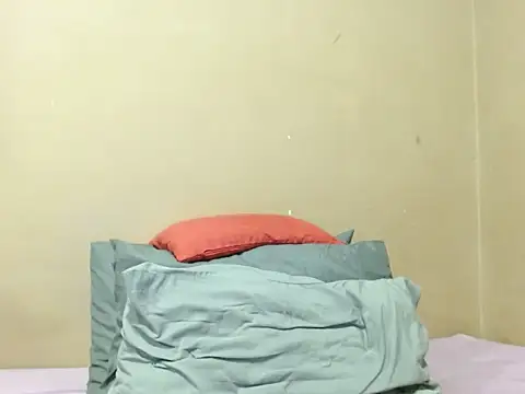 Snapshot of champaigncork chatting on April 2026 08:46:02 PM champaigncork online show from April 2026 08:46:02 PM