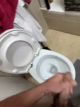 Snapshot of tusmuertos420 chatting on September 2025 06:13:02 PM tusmuertos420 online show from September 2025 06:13:02 PM