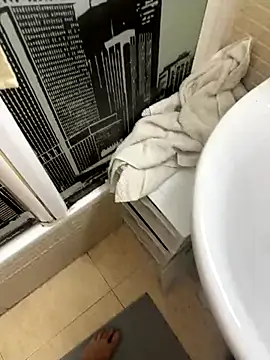 Snapshot of tusmuertos420 chatting on November 2025 07:35:01 PM tusmuertos420 online show from November 2025 07:35:01 PM