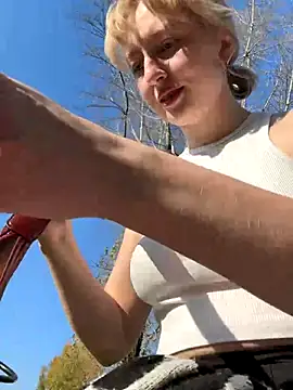 RonnieKiss online show from September 2025 03:43:02 AM