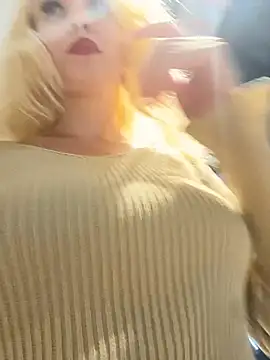 Snapshot of RonnieKiss chatting on March 2026 09:58:02 AM RonnieKiss online show from March 2026 09:58:02 AM