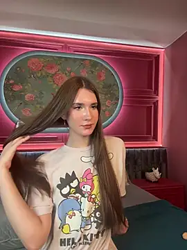 Snapshot of babyy_gloria chatting on November 2025 01:17:02 AM babyy gloria online show from November 2025 01:17:02 AM