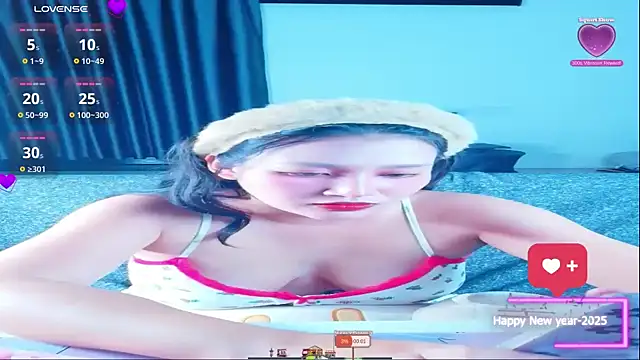 Snapshot of Lalacream12 chatting on September 2025 12:21:02 PM Lalacream12 online show from September 2025 12:21:02 PM