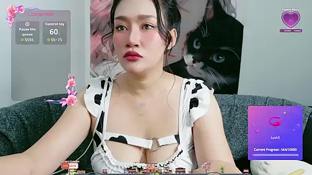 Snapshot of Lalacream12 chatting on October 2025 02:43:02 PM Lalacream12 online show from October 2025 02:43:02 PM