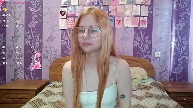 Snapshot of Lutangogansit chatting on October 2025 07:09:01 AM Lutangogansit online show from October 2025 07:09:01 AM