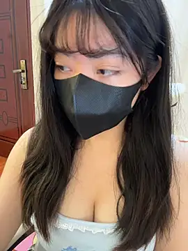 Snapshot of AZ37866 chatting on April 2026 04:28:01 AM AZ37866 online show from April 2026 04:28:01 AM