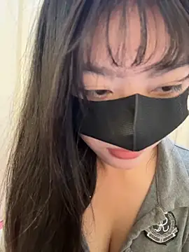 Snapshot of AZ37866 chatting on April 2026 04:40:01 AM AZ37866 online show from April 2026 04:40:01 AM