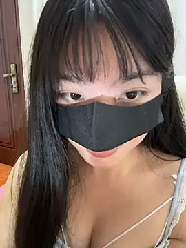 Snapshot of AZ37866 chatting on April 2026 04:45:02 PM AZ37866 online show from April 2026 04:45:02 PM